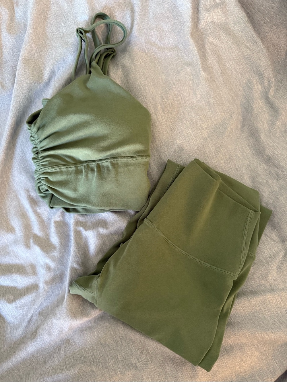 Paragon Fitwear Olive Green Ruched Sports Bra and Leggings Set - Picture 2 of 3